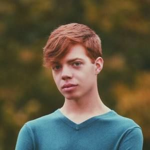 Meet your Posher, Johnathan
